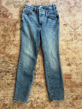 Good American straight leg jeans